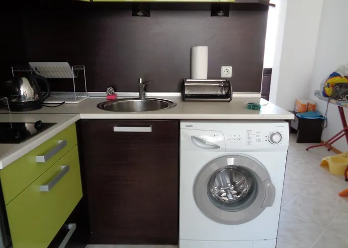 L4 Sunset 2 Apartment